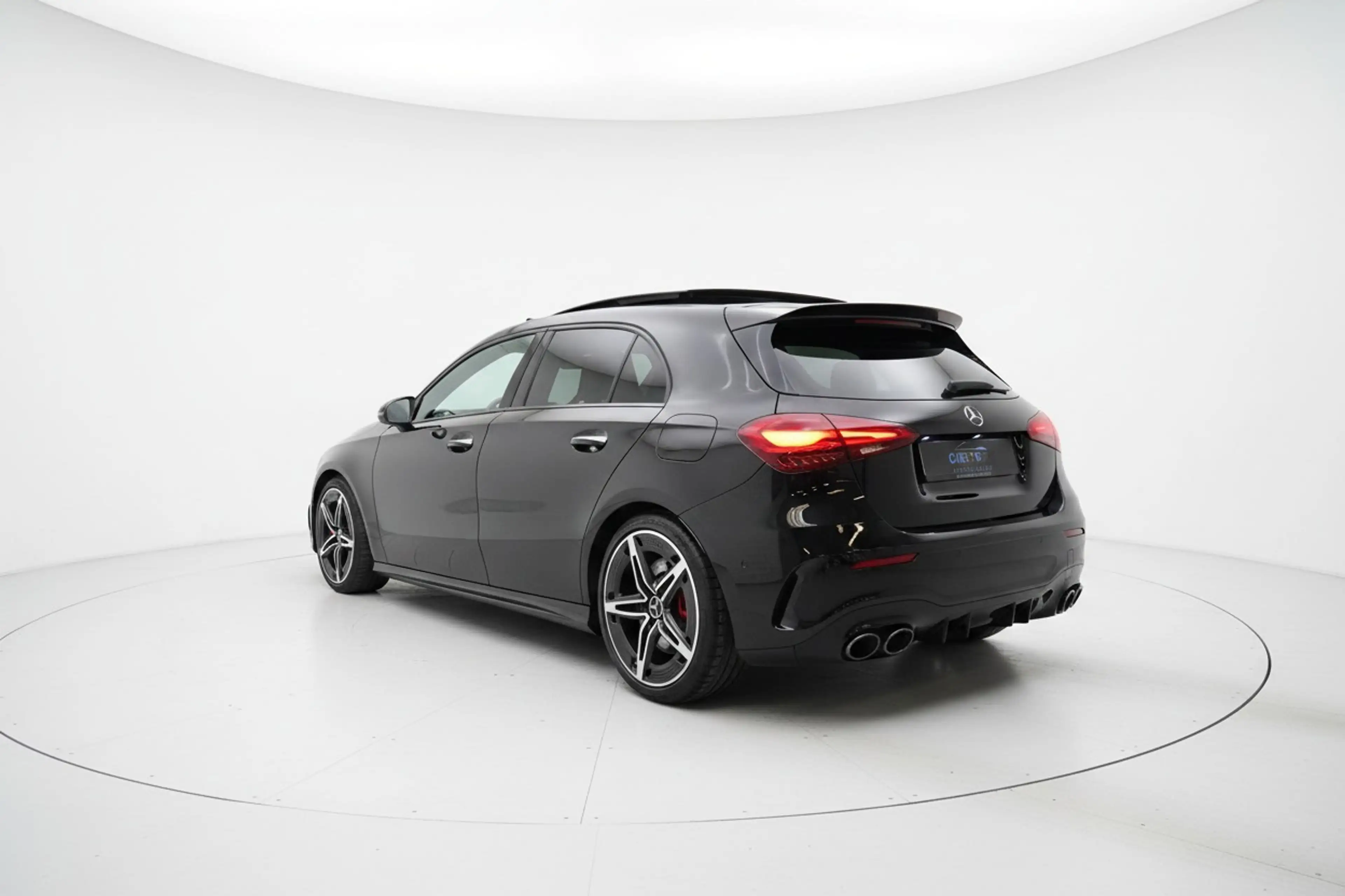 Mercedes-Benz A 45 AMG S 4MATIC+ PANO BURM HUD — photo 30