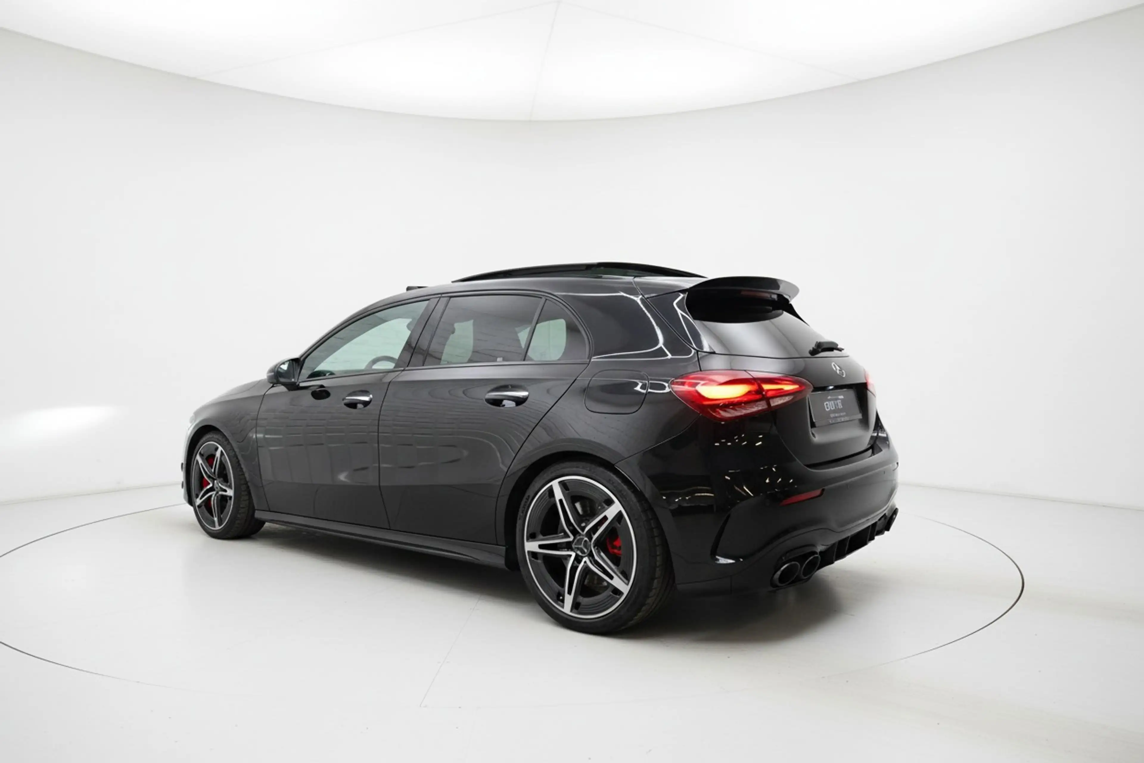 Mercedes-Benz A 45 AMG S 4MATIC+ PANO BURM HUD — photo 8