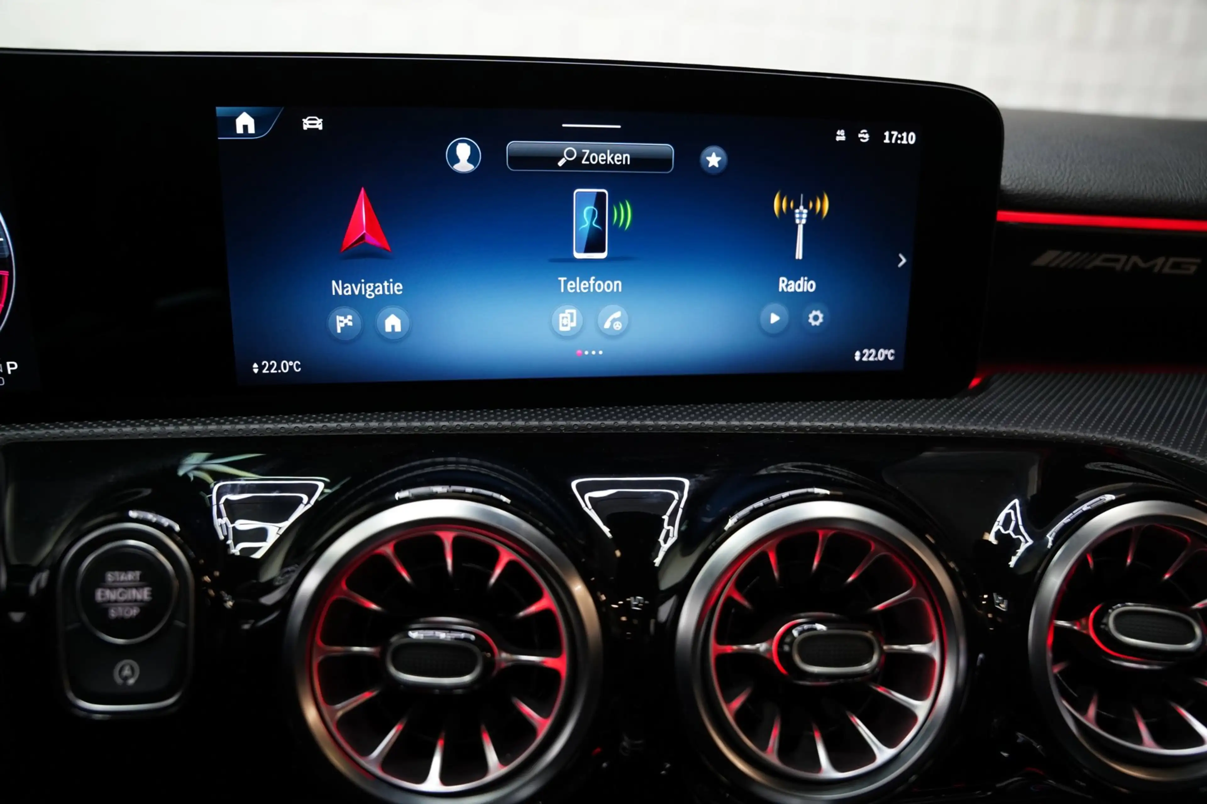 Mercedes-Benz A 45 AMG S 4MATIC+ PANO BURM HUD — photo 38