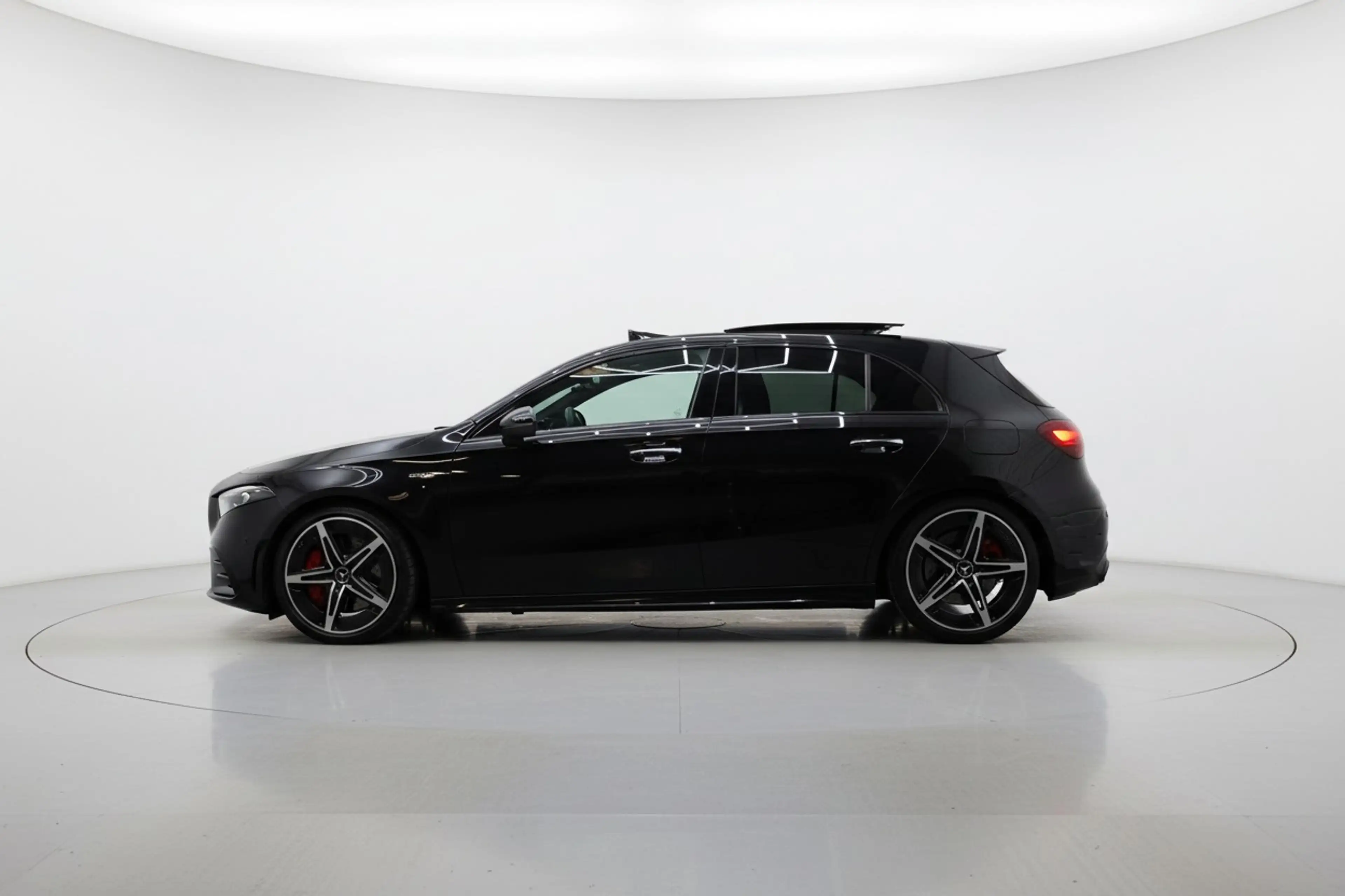 Mercedes-Benz A 45 AMG S 4MATIC+ PANO BURM HUD — photo 4
