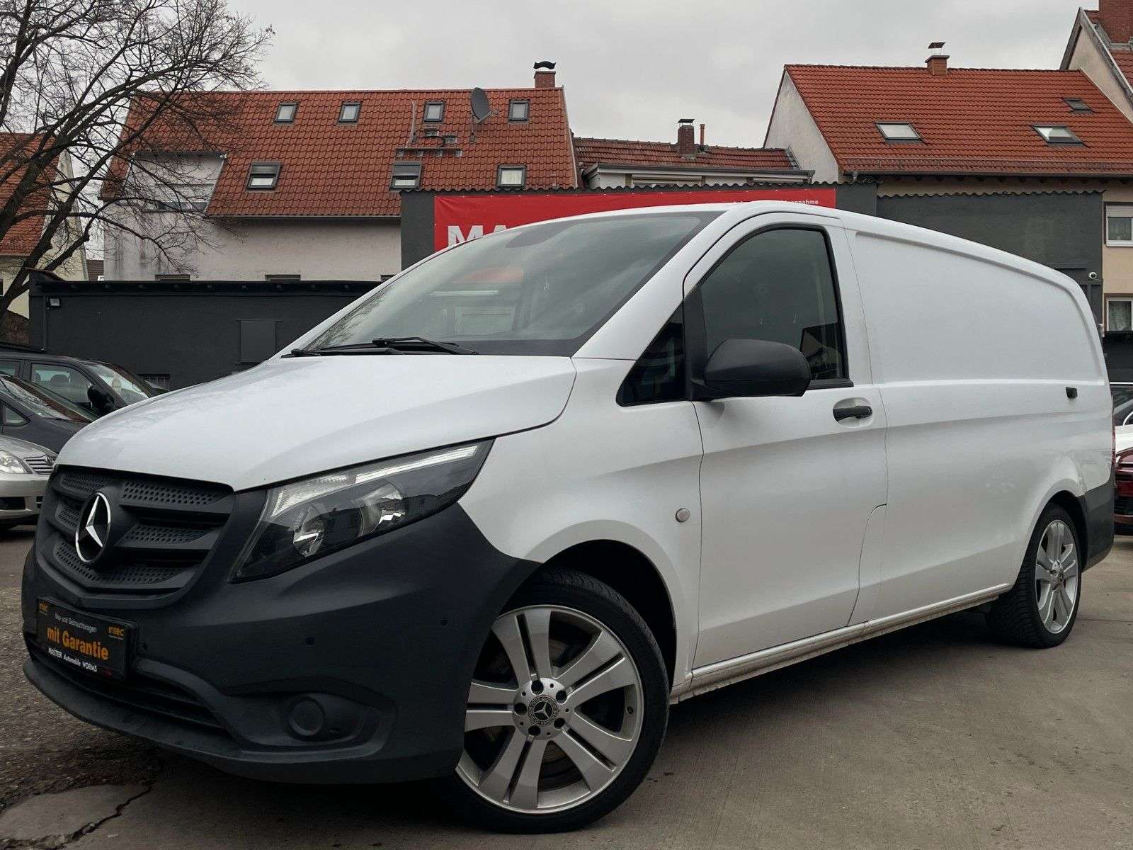 Second hand Mercedes Benz Vito 