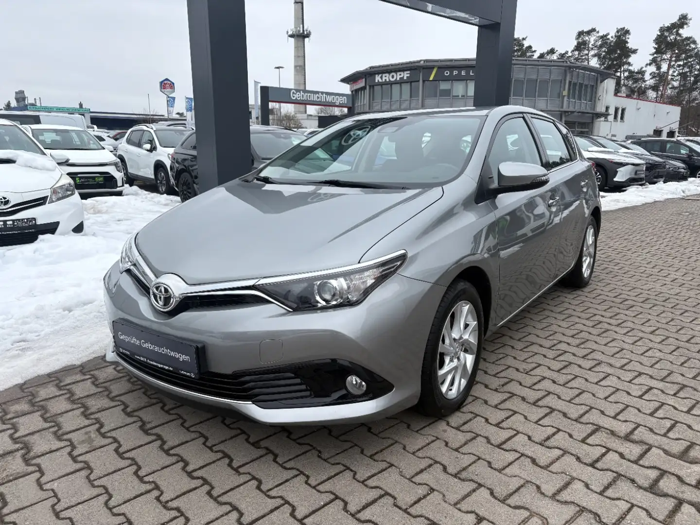 Toyota Auris 1.2 Turbo Edition-S+ AHK, SHZ, Kamera, BT Silber - 2