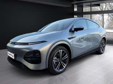 AWD Performance 360 AHK DISTR KAMERA PANO PDC