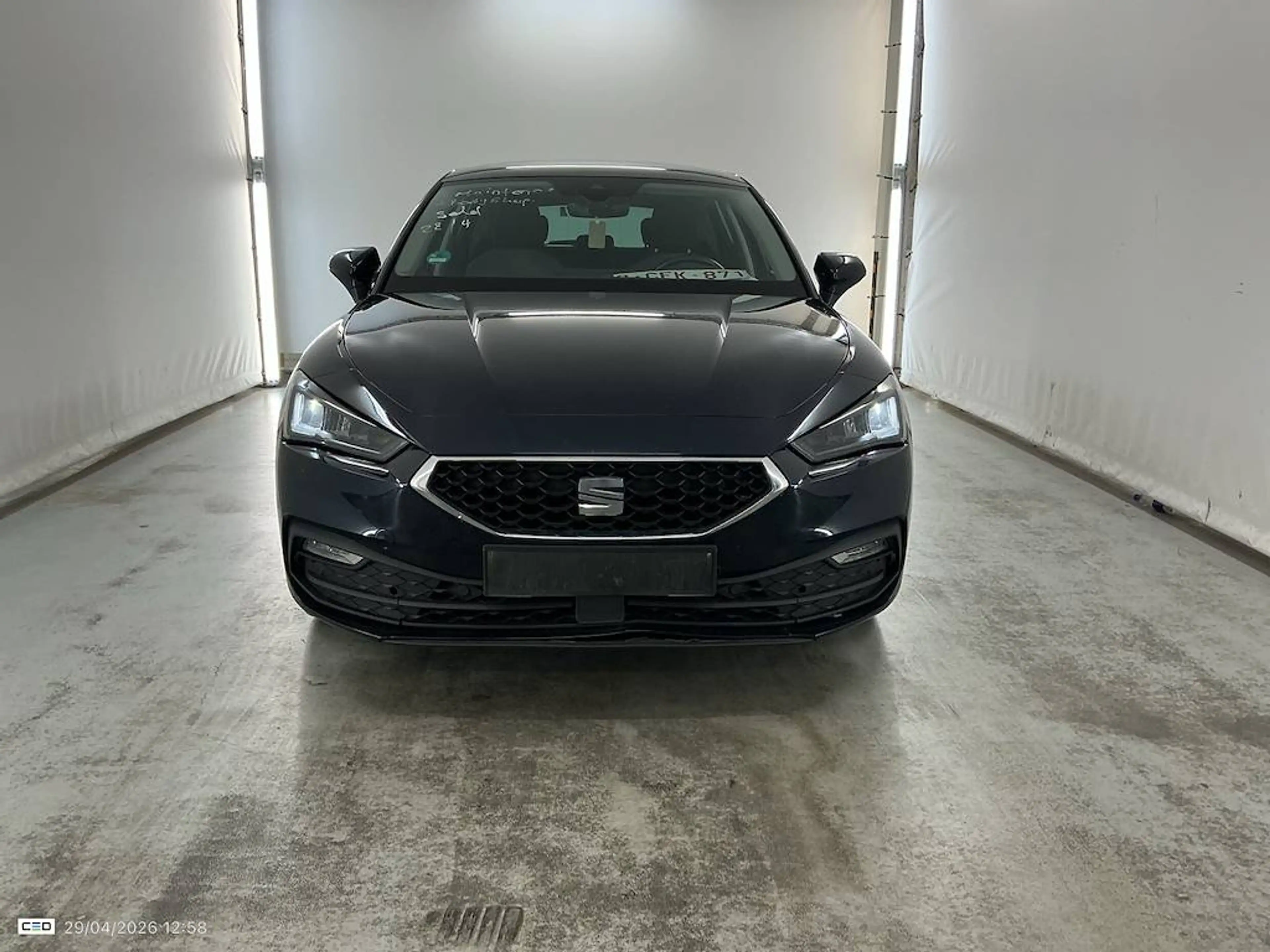 SEAT Leon Leon ST 1.0 EcoTSI / CARPLAY / Camera/Cruise/ Capt Ar./ Toit Pano/ GPS/280€X60/M — photo 2
