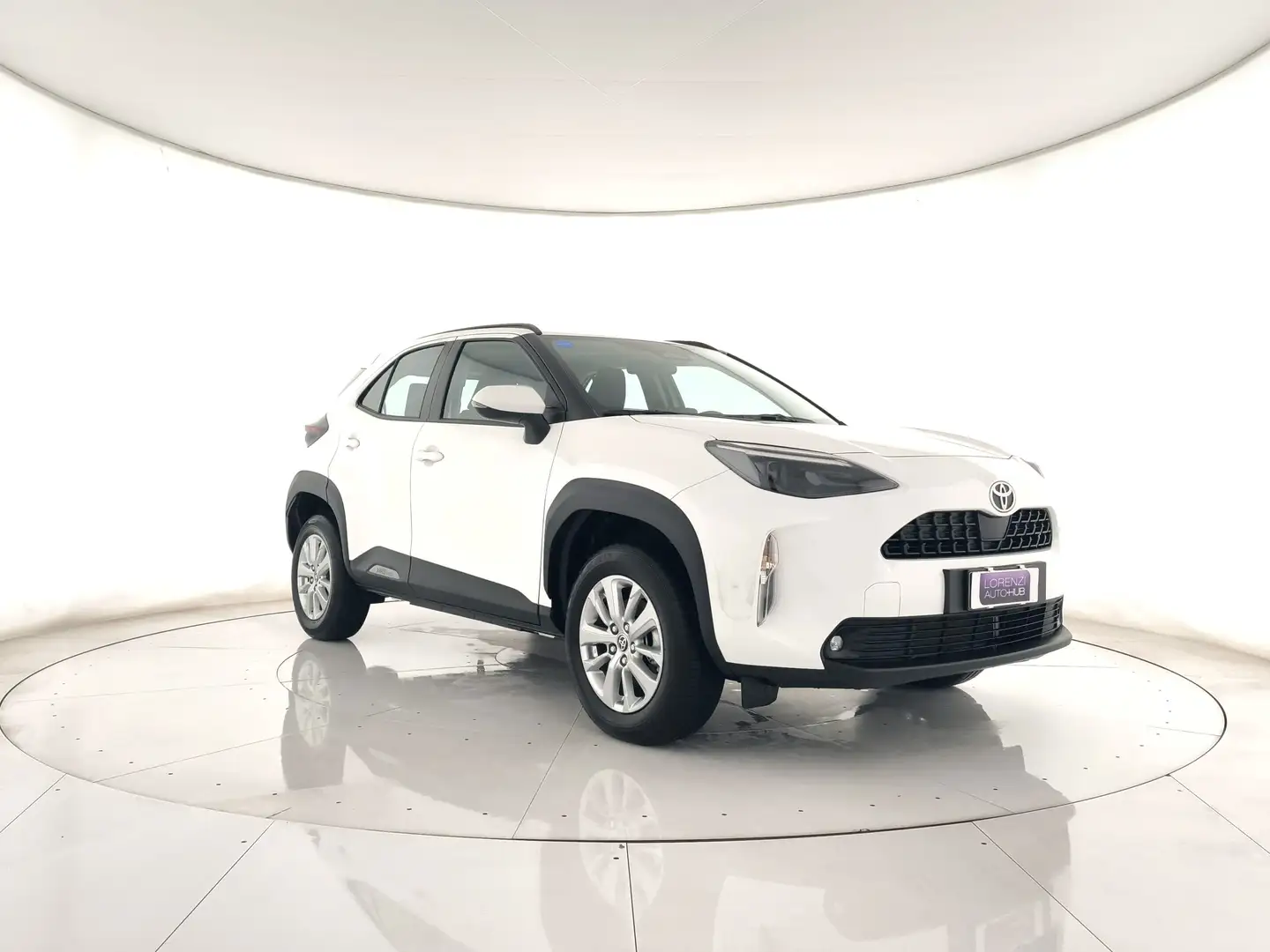 Toyota Yaris Cross 1.5h Active fwd 115cv e-cvt CAMERA+ACC+APP CONNECT Blanc - 1