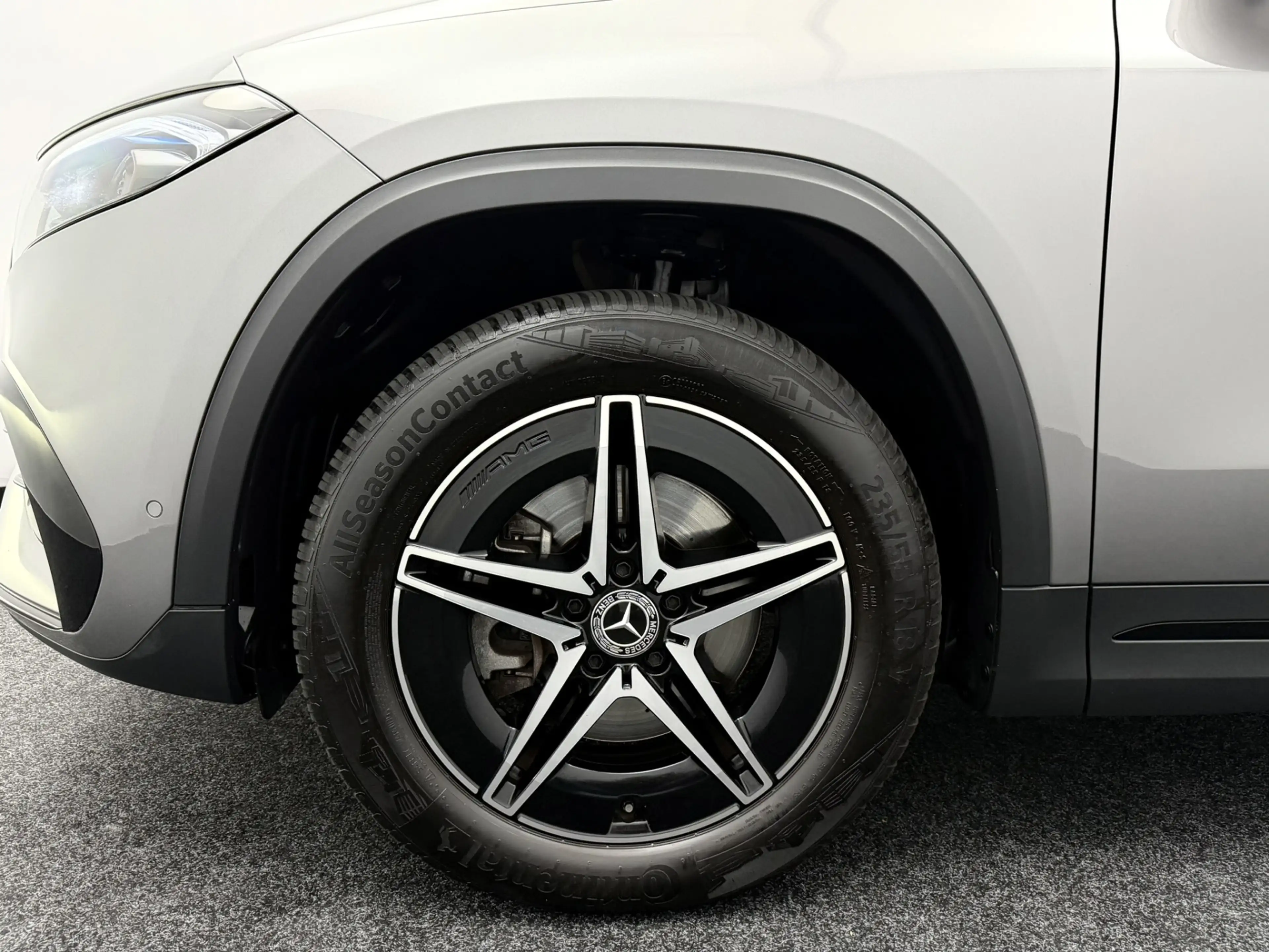 Mercedes-Benz EQA 250 Business Solution AMG 67 kWh SOH 95,4% | Panoramad — photo 10