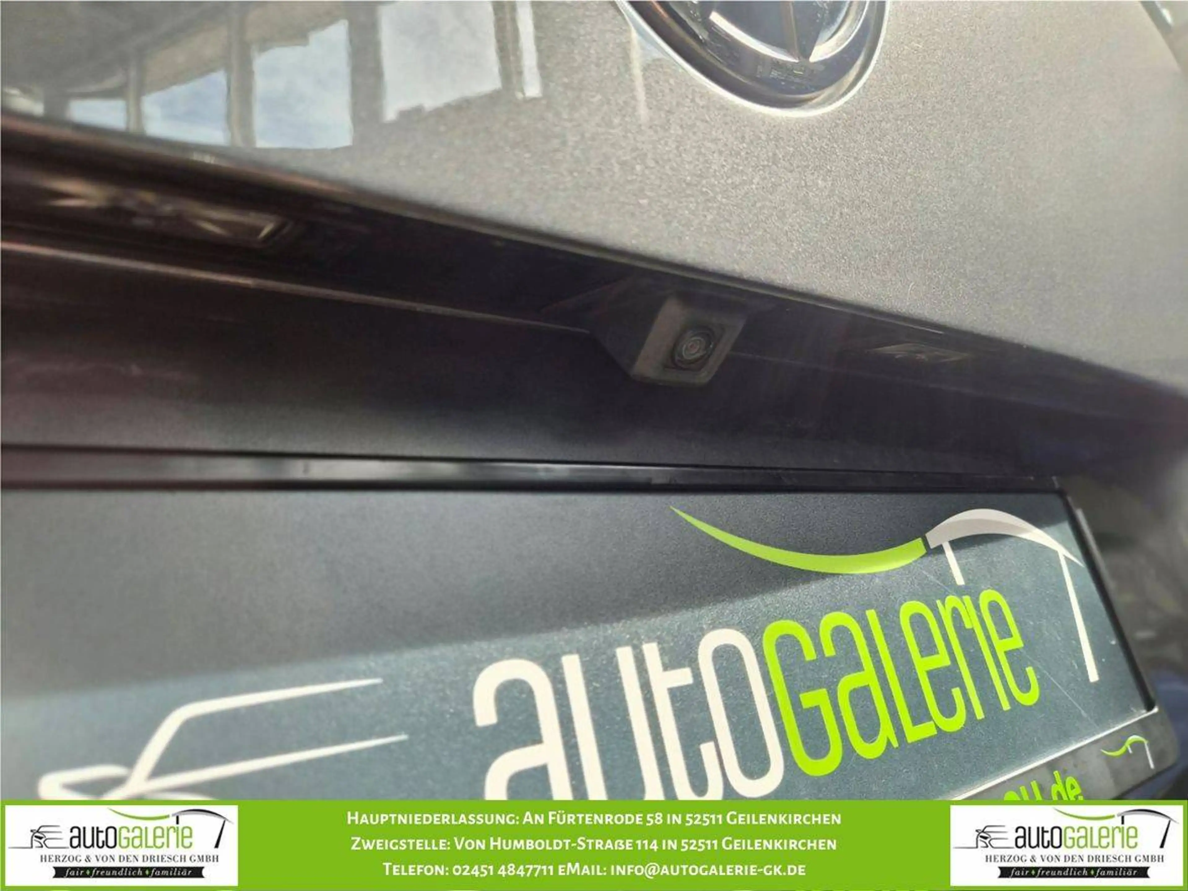 Volkswagen T6.1 Multivan FWD Generation Six — photo 9