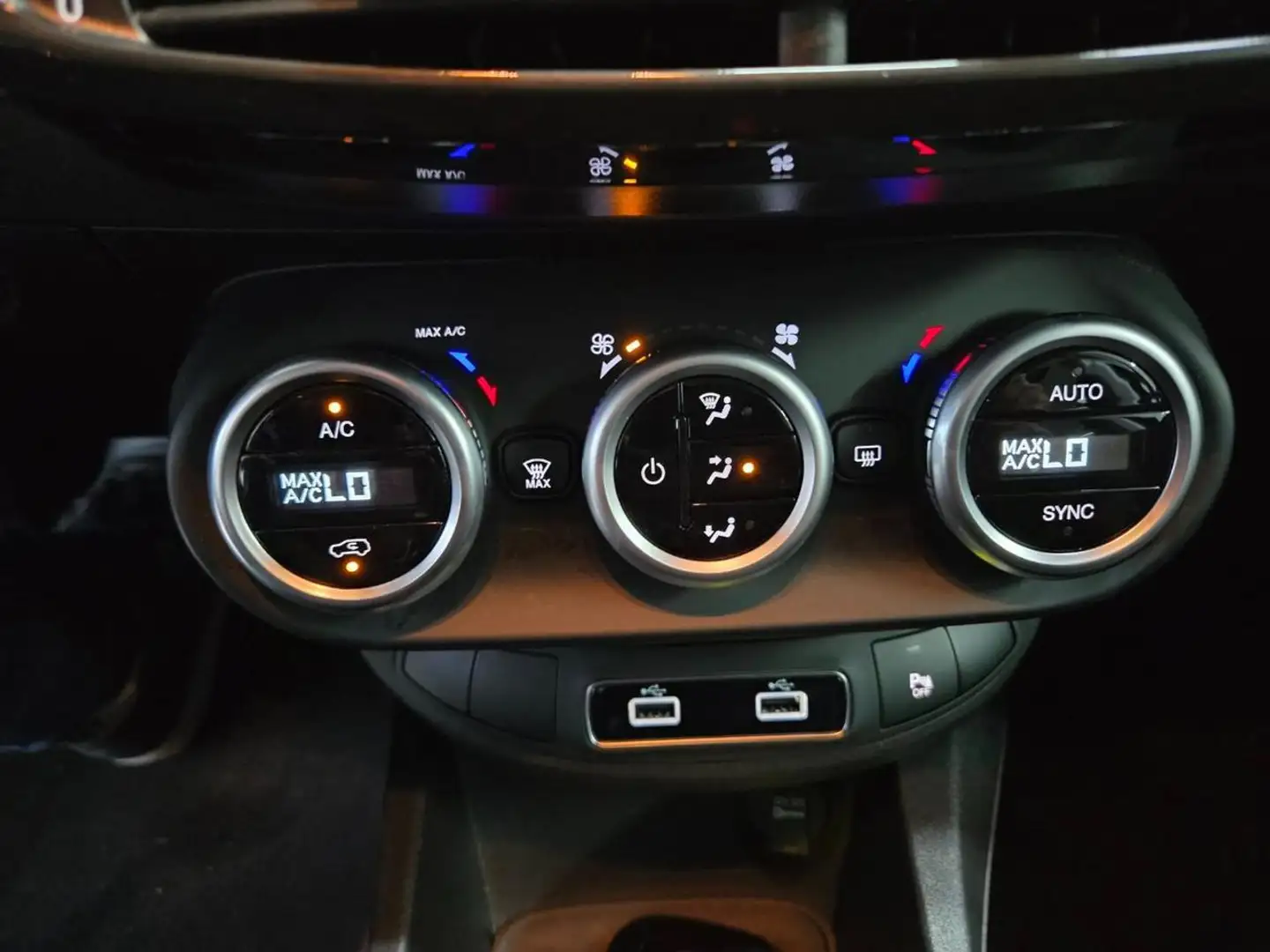 Fiat 500X 1.3 MultiJet 95 CV Sport Nero - 2