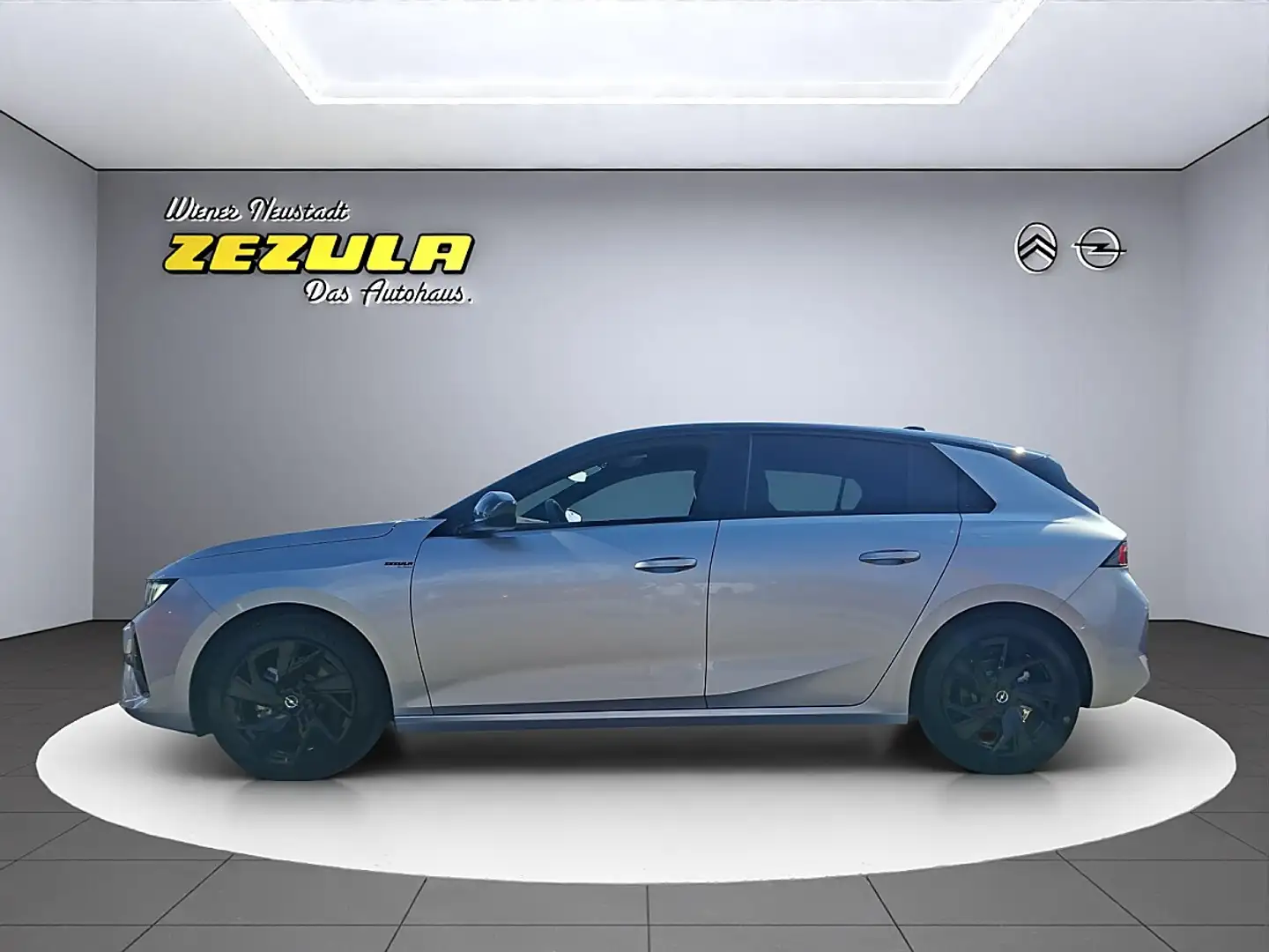 Opel Astra 1,4 Turbo Direct Injection GS Line Aut. Silber - 2