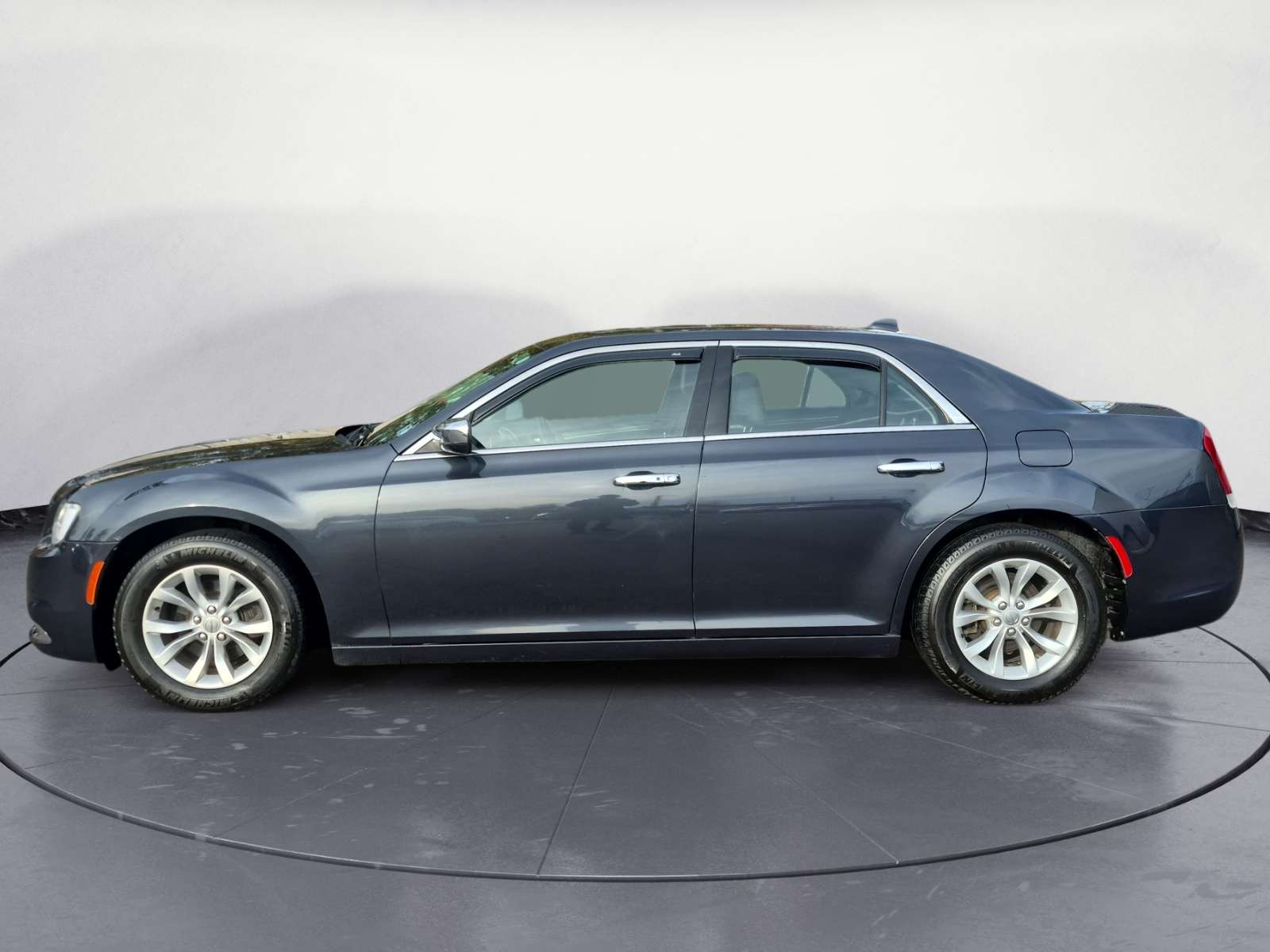 2018 Chrysler 300