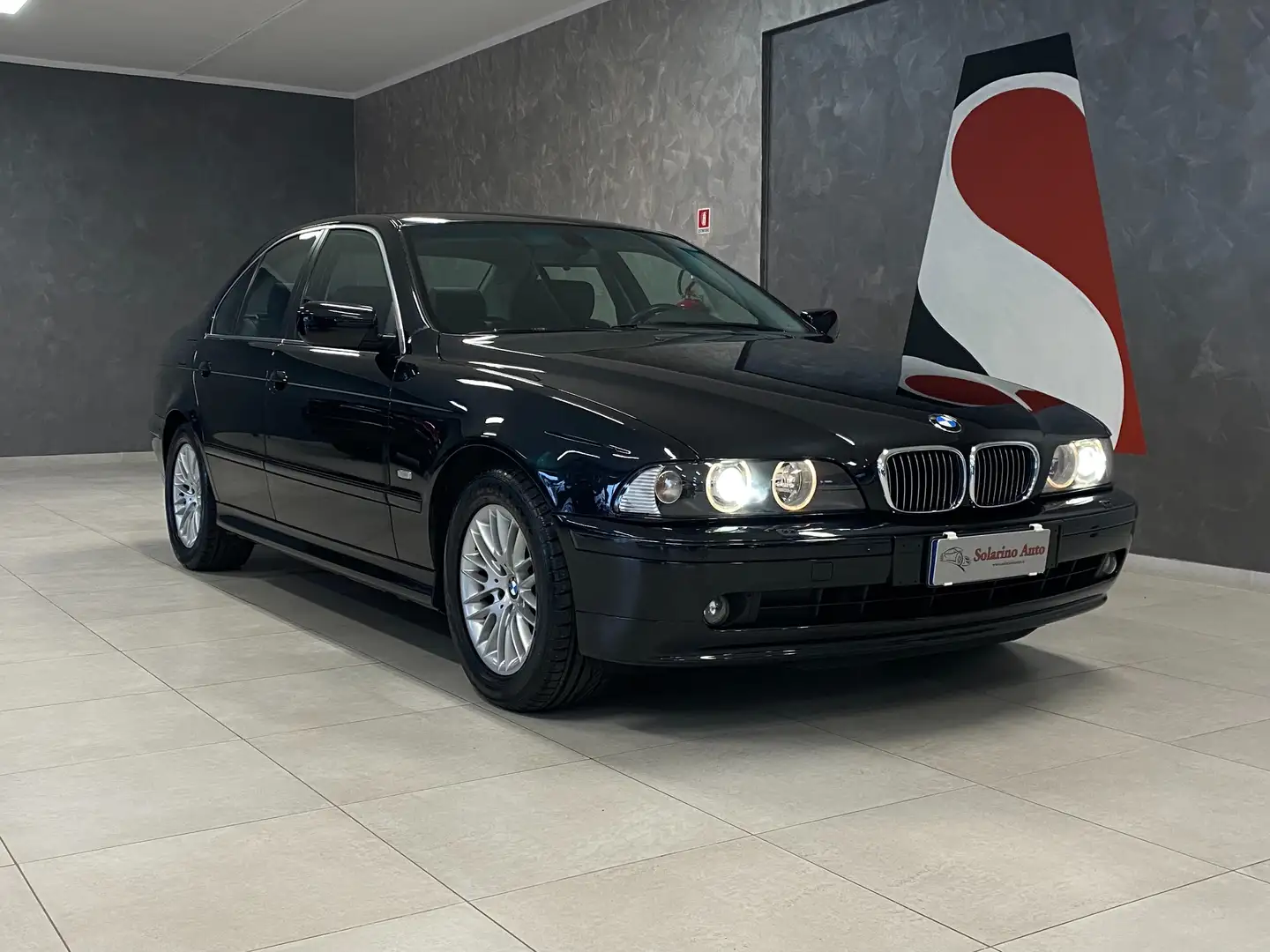 BMW 530 530i Platinum/Unicoproprietario**SOLI 27.920 KM** crna - 1