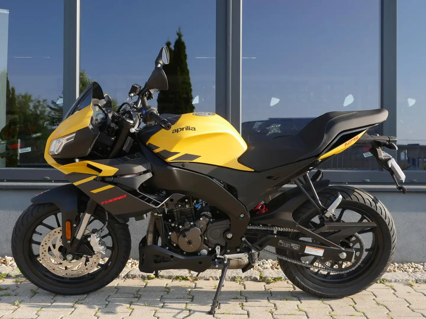Aprilia Tuono 125 - 2025 - Viper Yellow - 2
