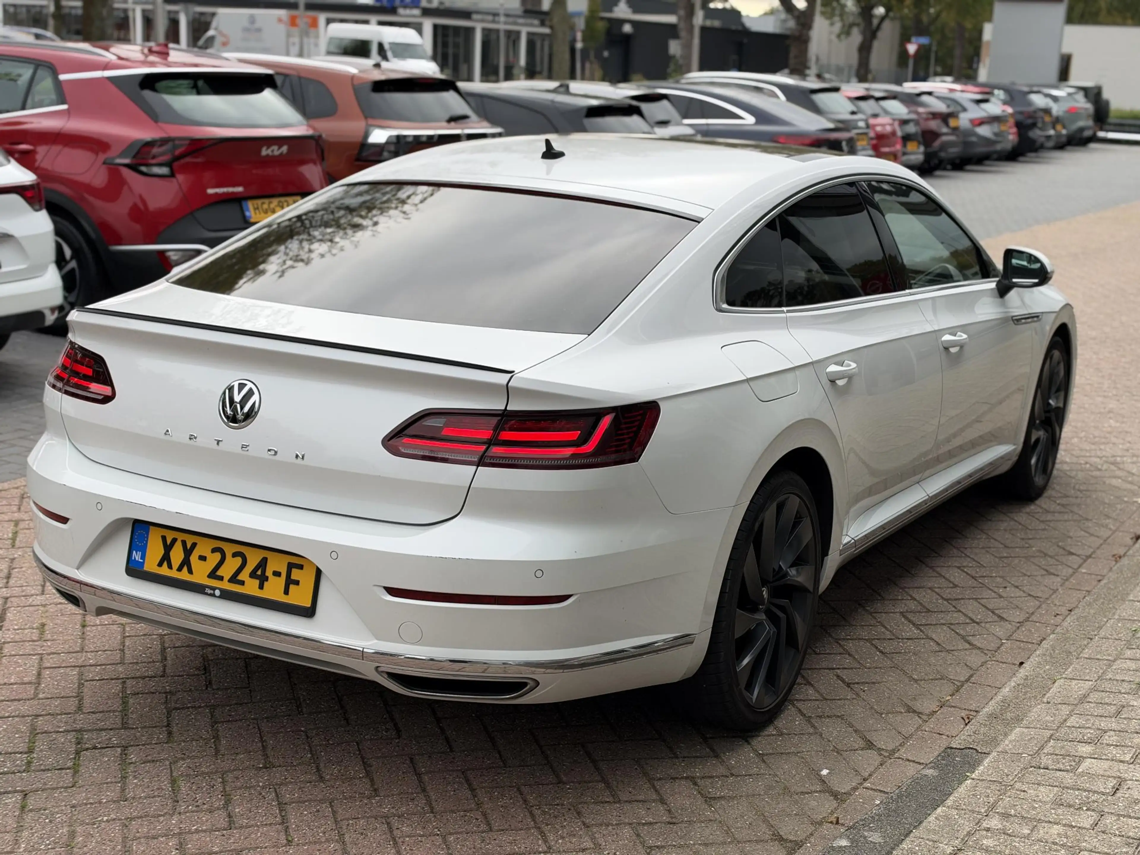 Volkswagen Arteon 1.5 TSI Business R | Achteruitrijcamera | Panorama — photo 2