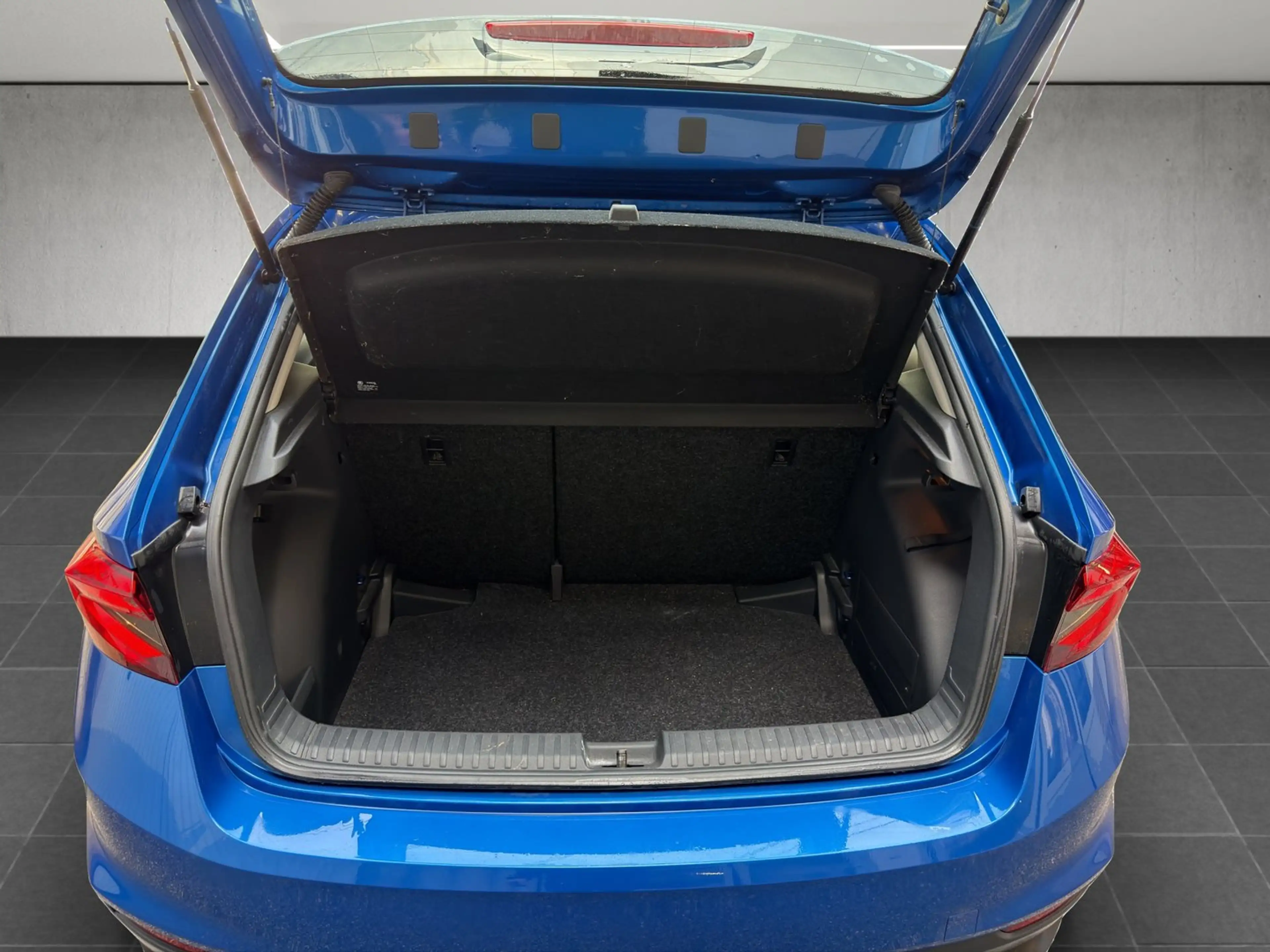 Skoda Fabia Ambition TSI — photo 14