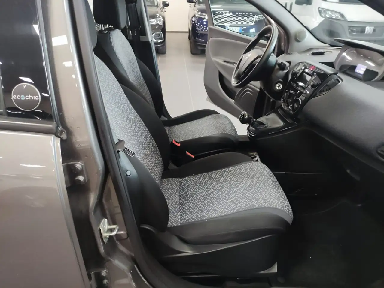 Lancia Ypsilon 2021 — фото 12