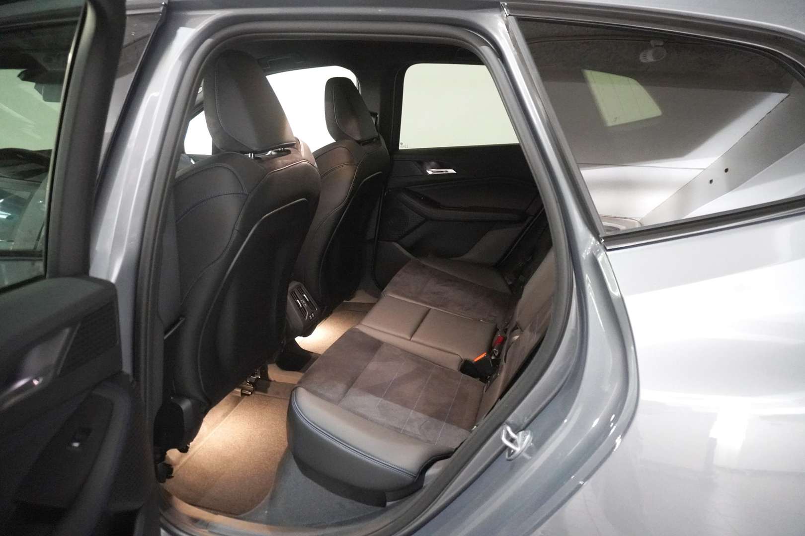 BMW Série 2 Active Tourer 230e XDrive - 2025 - Joinsteer - #6