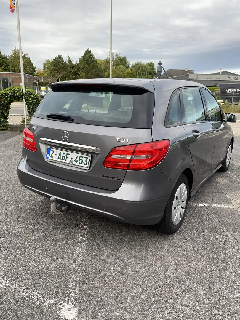 Mercedes-Benz B 180 met panorama dak - 1