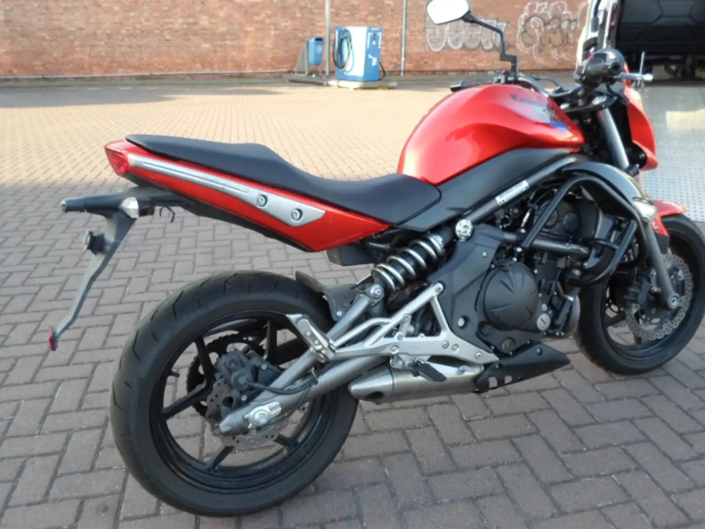 Kawasaki ER - 6 N Naranja - 1