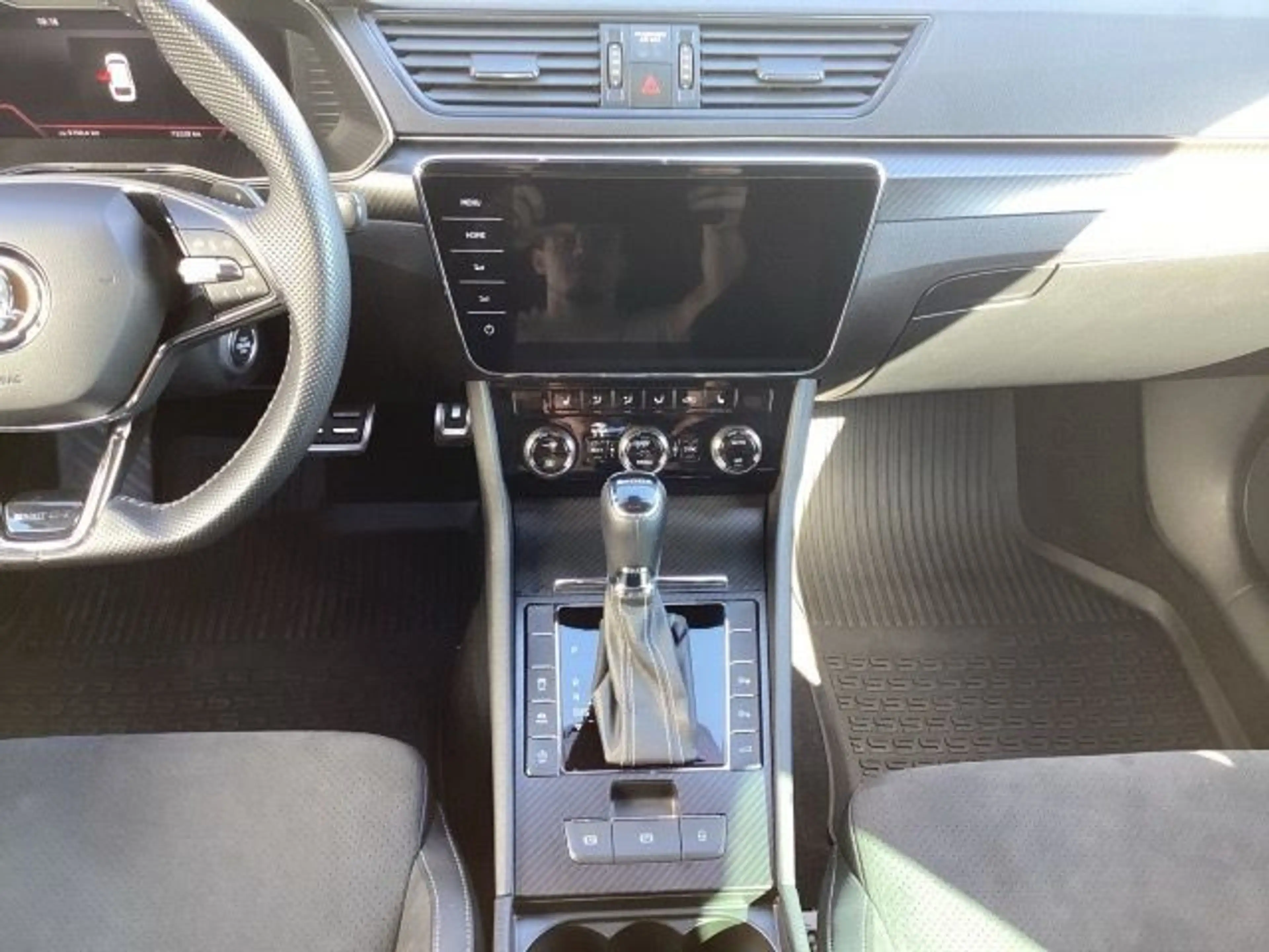 Skoda Superb Combi 2.0 TSI DSG Sportline Navi,Frontsch — photo 11