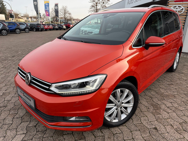 Volkswagen Touran Highline **PANO/STANDHEIZUNG**