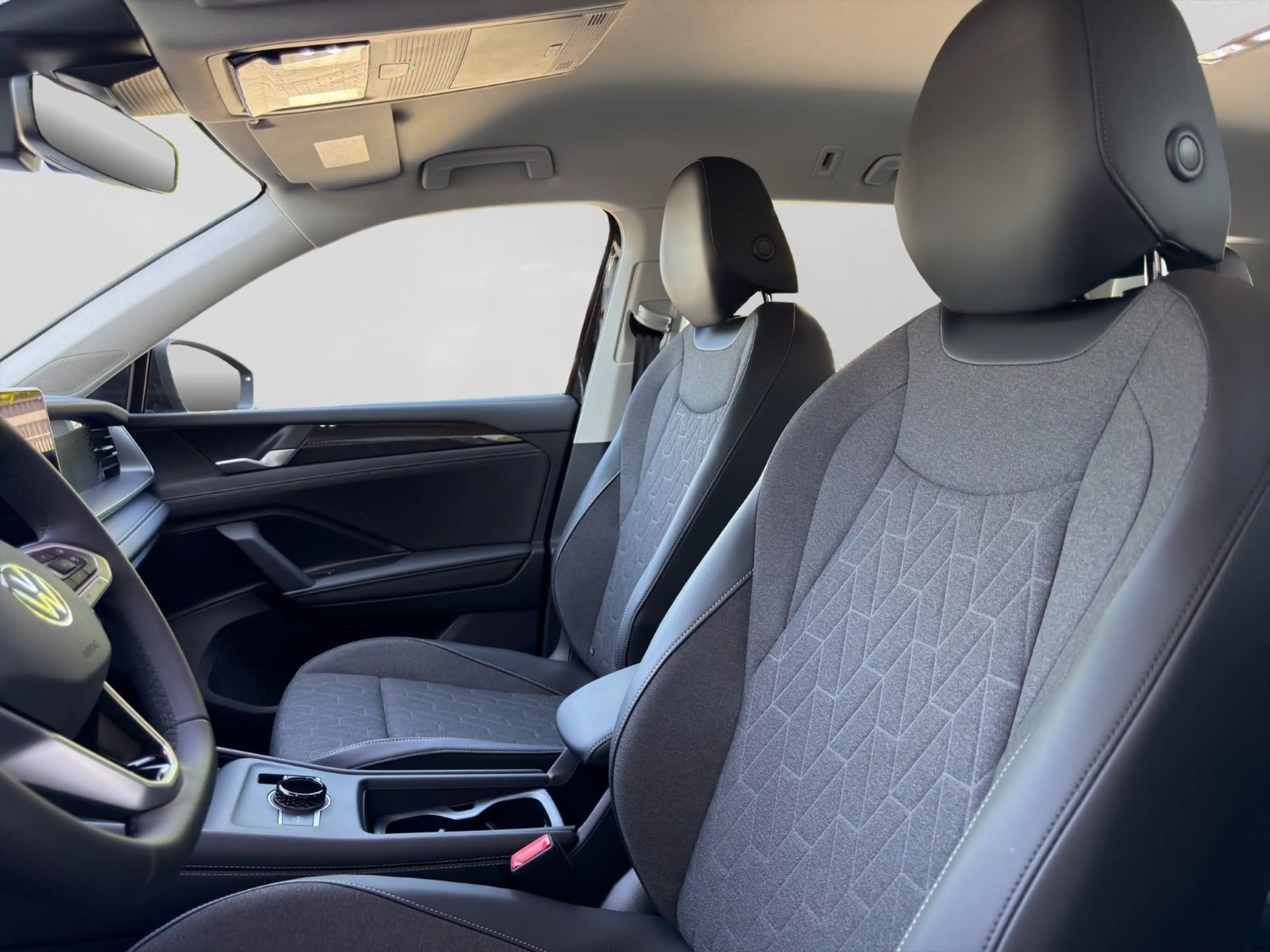 Volkswagen Tayron Life 2.0 TDI DSG | AHK 7-SITZE 360° — photo 10