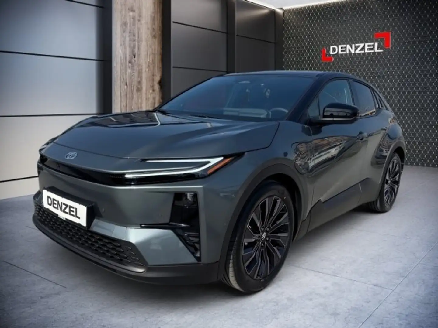 Toyota C-HR+ +  BEV 2  4x4 Lounge ECV - 1