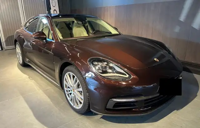 Porsche Panamera view 2