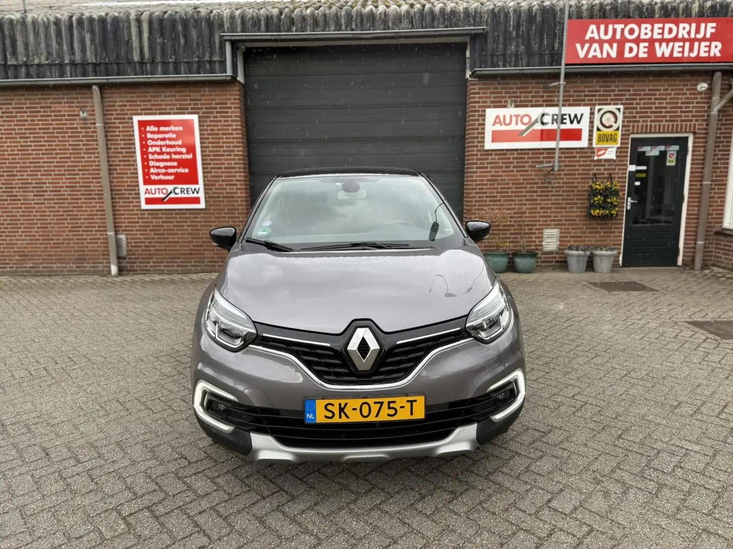 Renault Captur 0.9 TCe Intens Navi Camera Trekhaak 1e eigenaar Grijs - 2