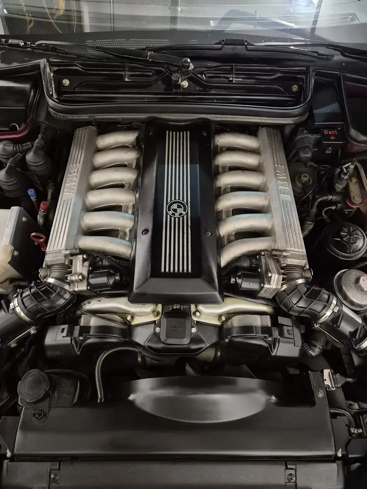 BMW 850Ci Aut., foto 4