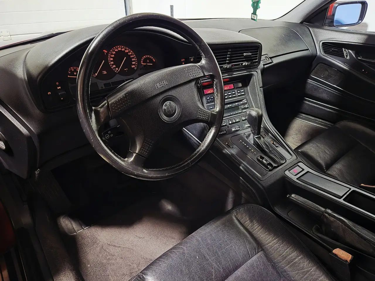 BMW 850Ci Aut., foto 11