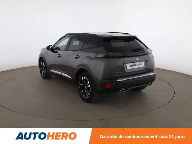 Peugeot 2008 view 4