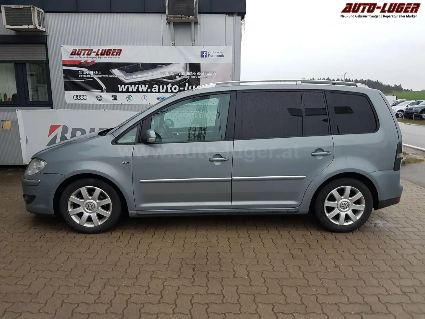Volkswagen Touran Highline 2,0 TDI R-Line 103 kW (140 PS), Schal... Grau - 2
