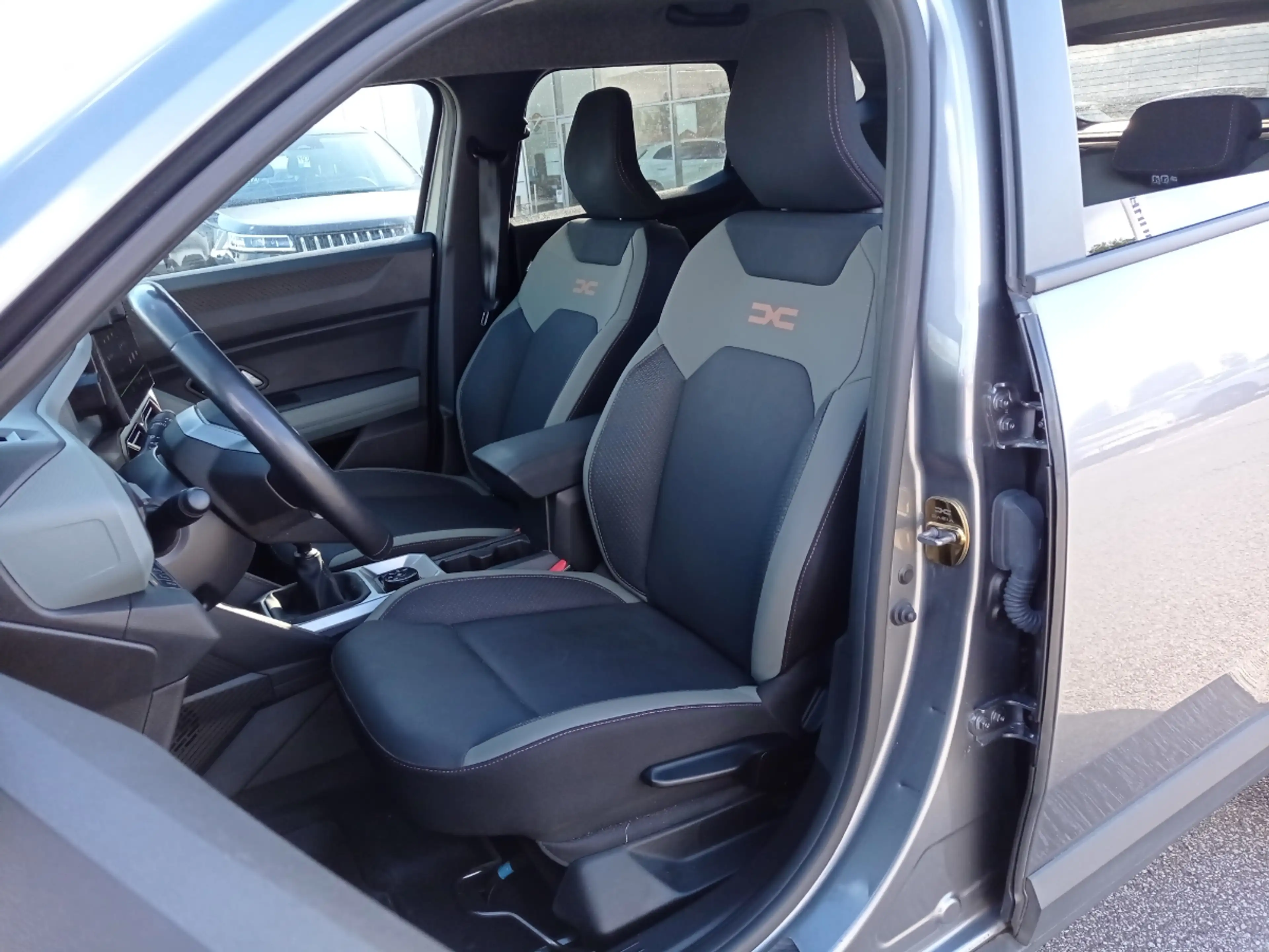Dacia Duster EXTREME 4X4 — photo 12
