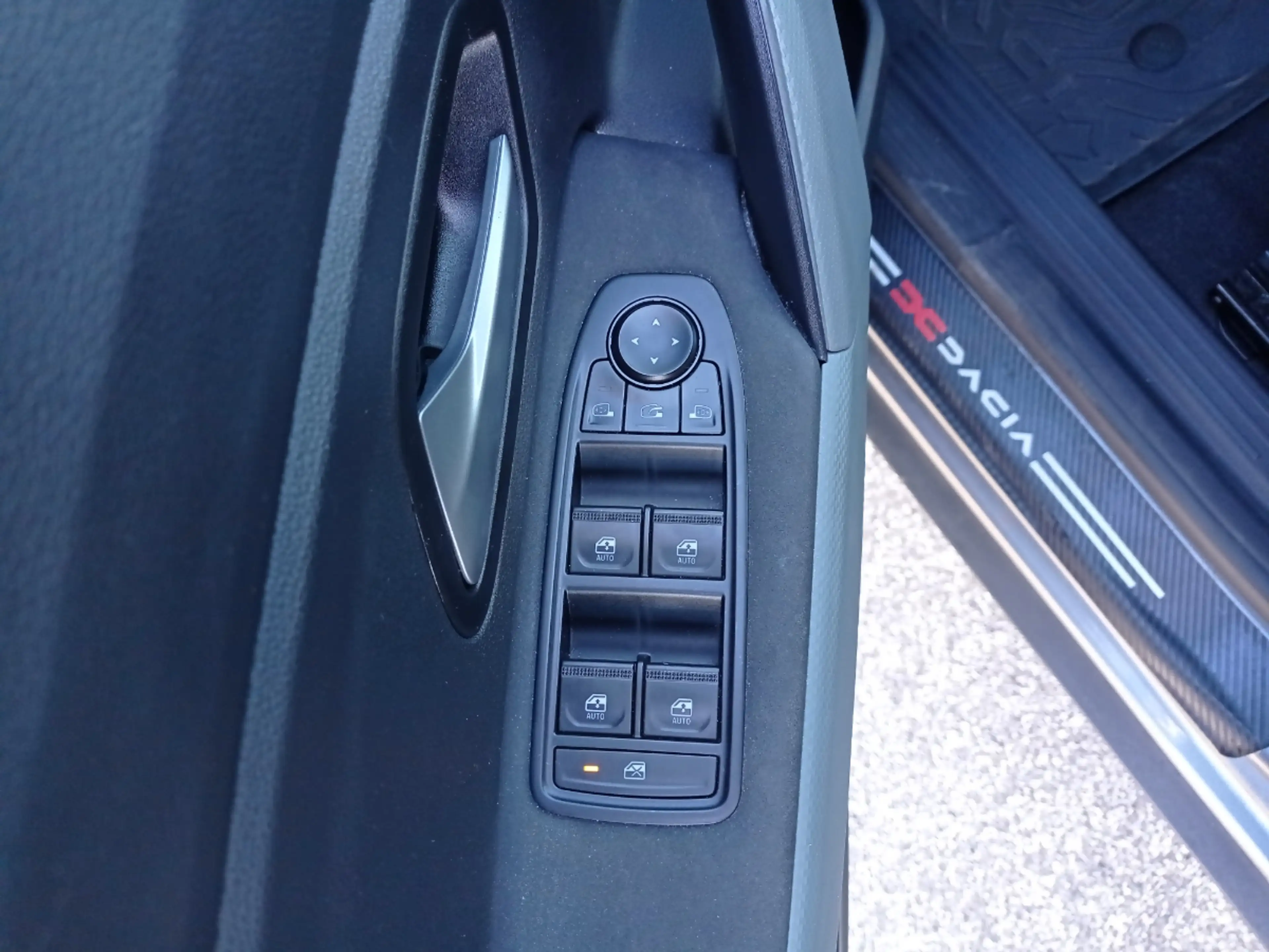 Dacia Duster EXTREME 4X4 — photo 15