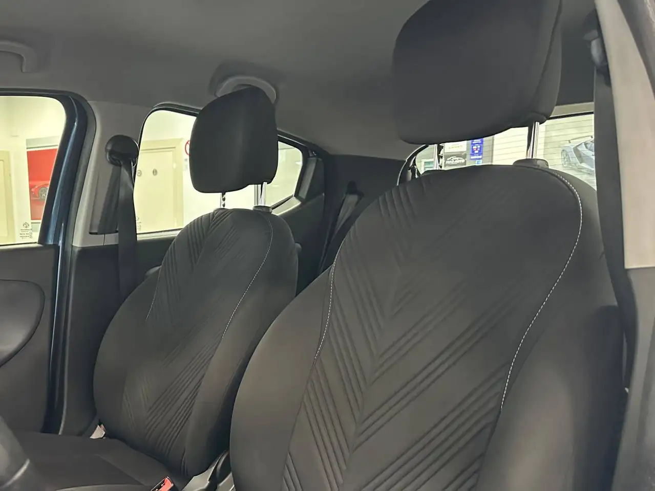 Lancia Ypsilon 2022 — фото 14