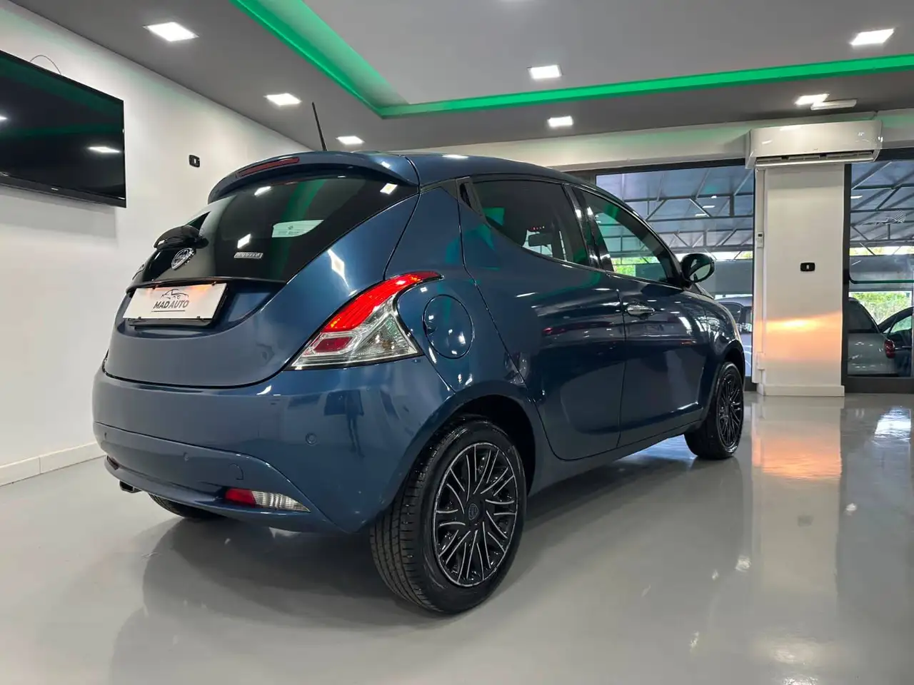 Lancia Ypsilon 2022 — фото 7
