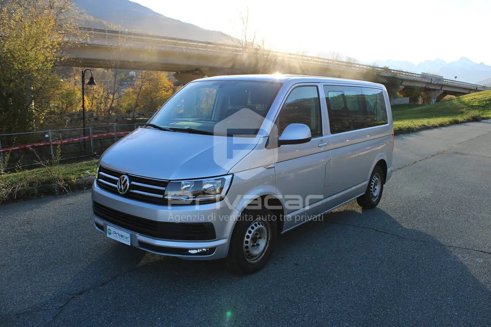 Volkswagen T6 Caravelle Caravelle 2.0 TDI 150CV 4 Motion PC Cruise Argento - 1
