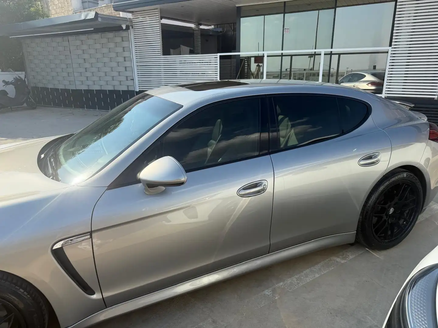 Porsche Panamera 3.0 tiptronic - 1