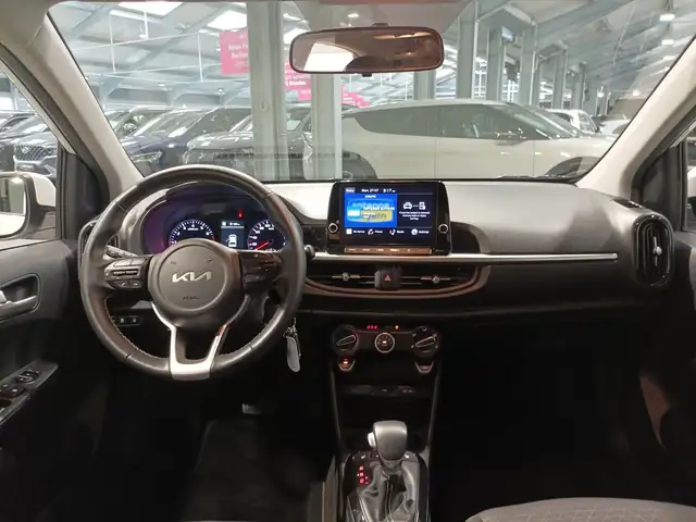 Kia Picanto view 9