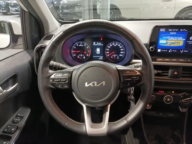 Kia Picanto view 10