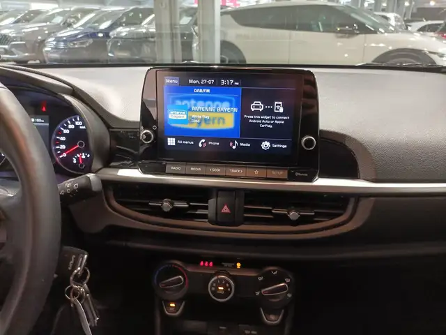 Kia Picanto view 11