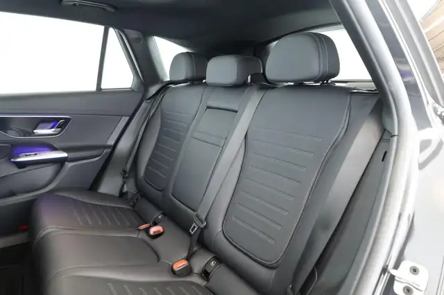 Mercedes-Benz GLC view 11