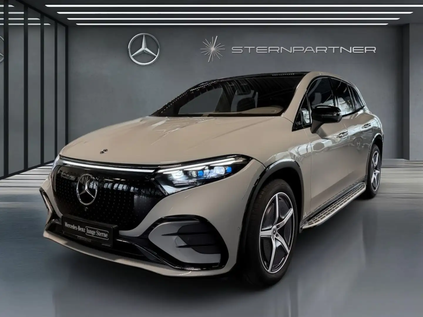 Mercedes-Benz EQS SUV EQS 580 4M SUV AMG,CARBON,HYPERSCREEN,7-SITZER Grau - 2