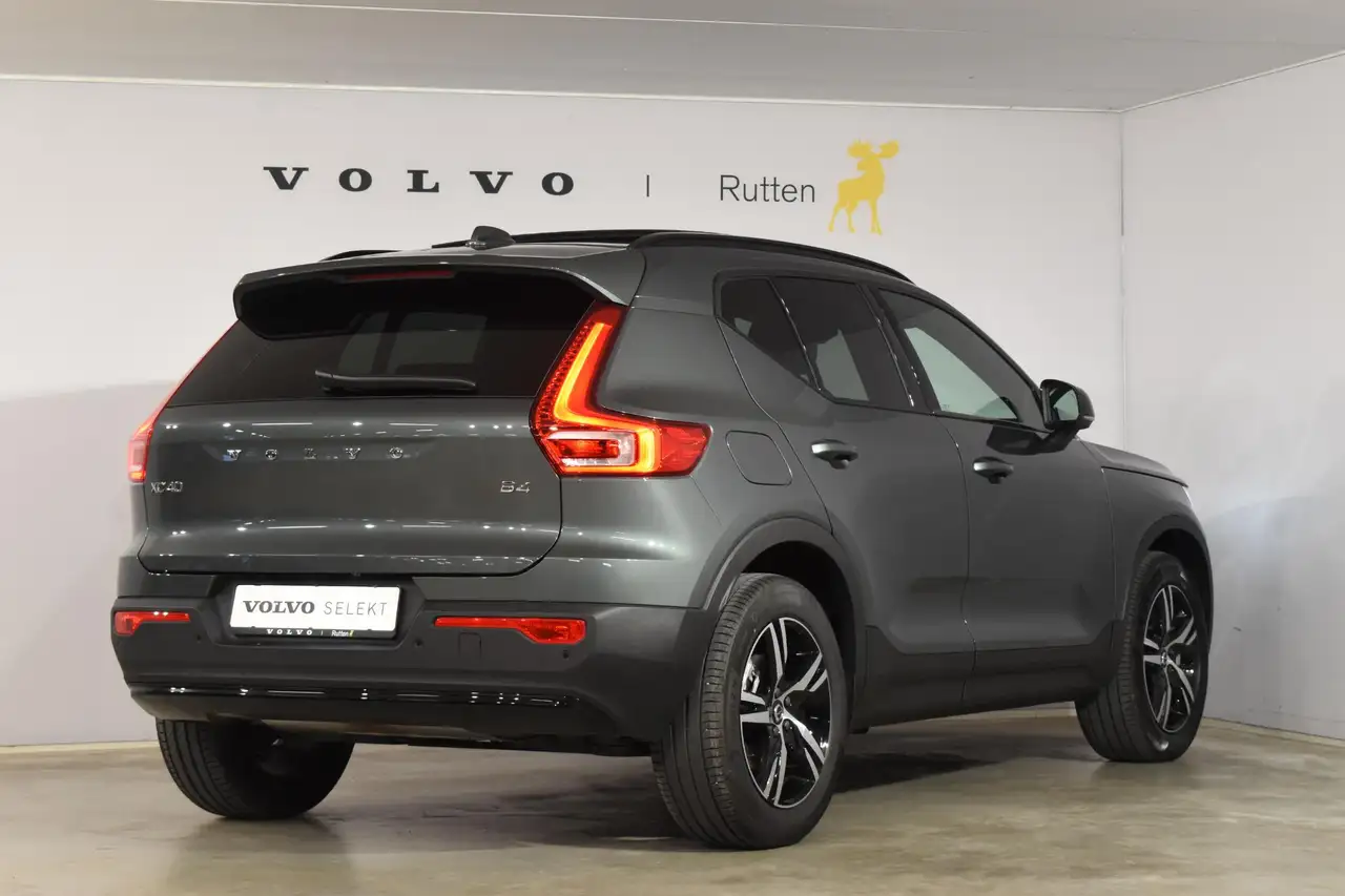 Volvo XC40 B4 211PK Automaat Plus Dark / Adaptive Cruise cont, миниатюра 3