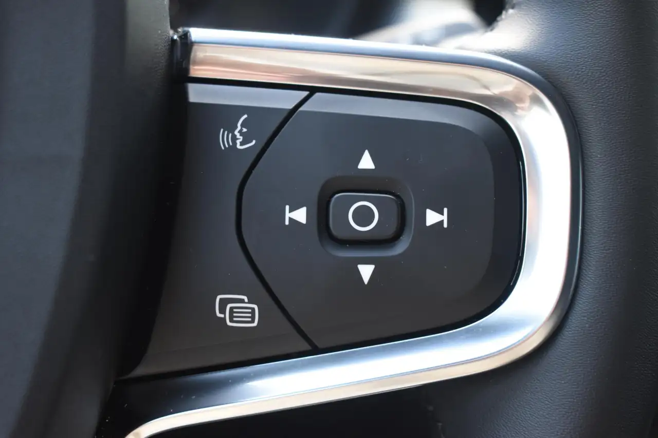 Volvo XC40 B4 211PK Automaat Plus Dark / Adaptive Cruise cont, миниатюра 19