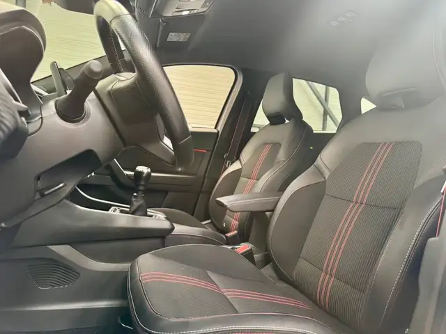Renault Captur view 14
