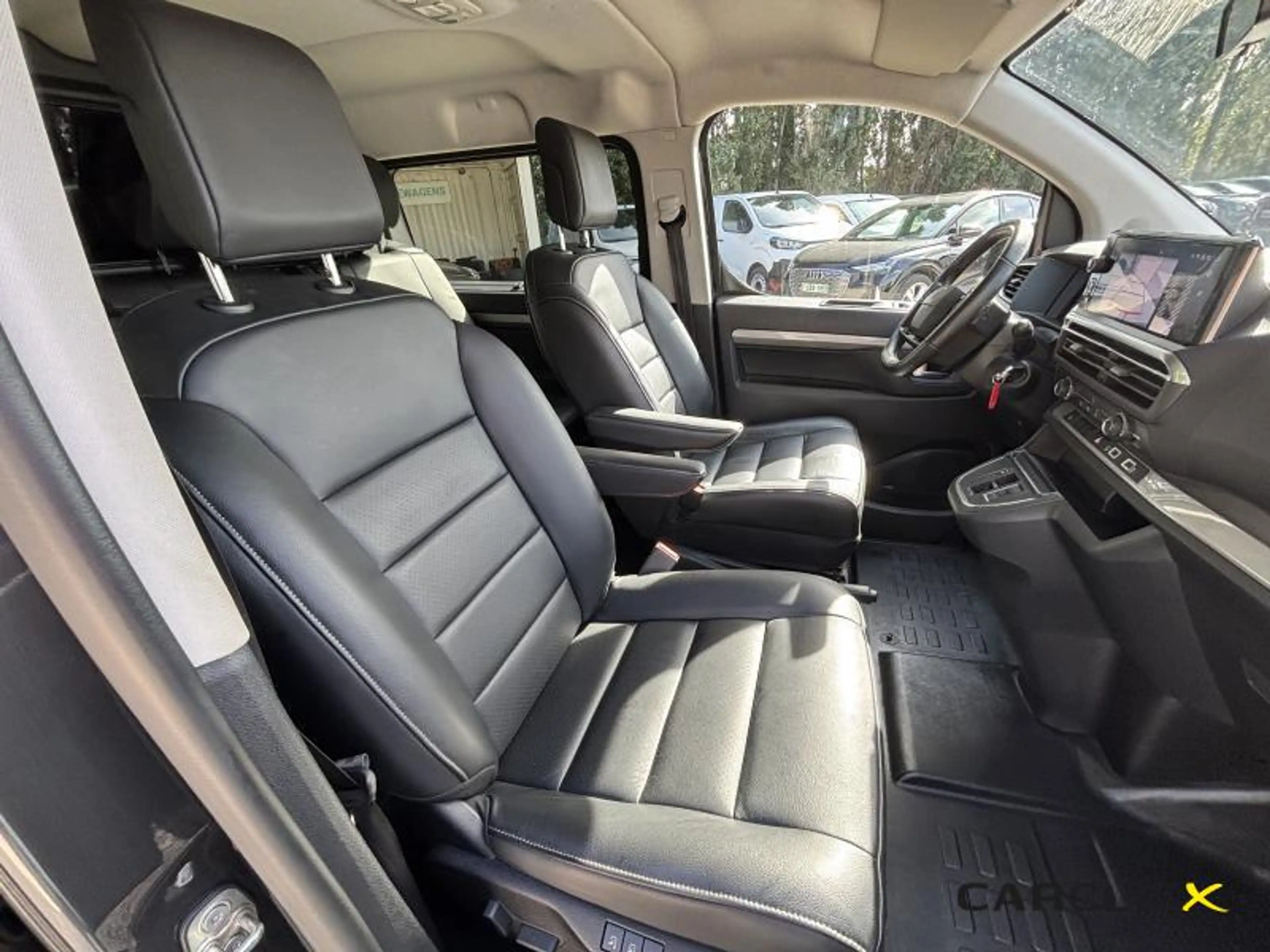 Peugeot Expert Premium autom. Dubbele Cabine *leder*massage*Navi* — photo 9