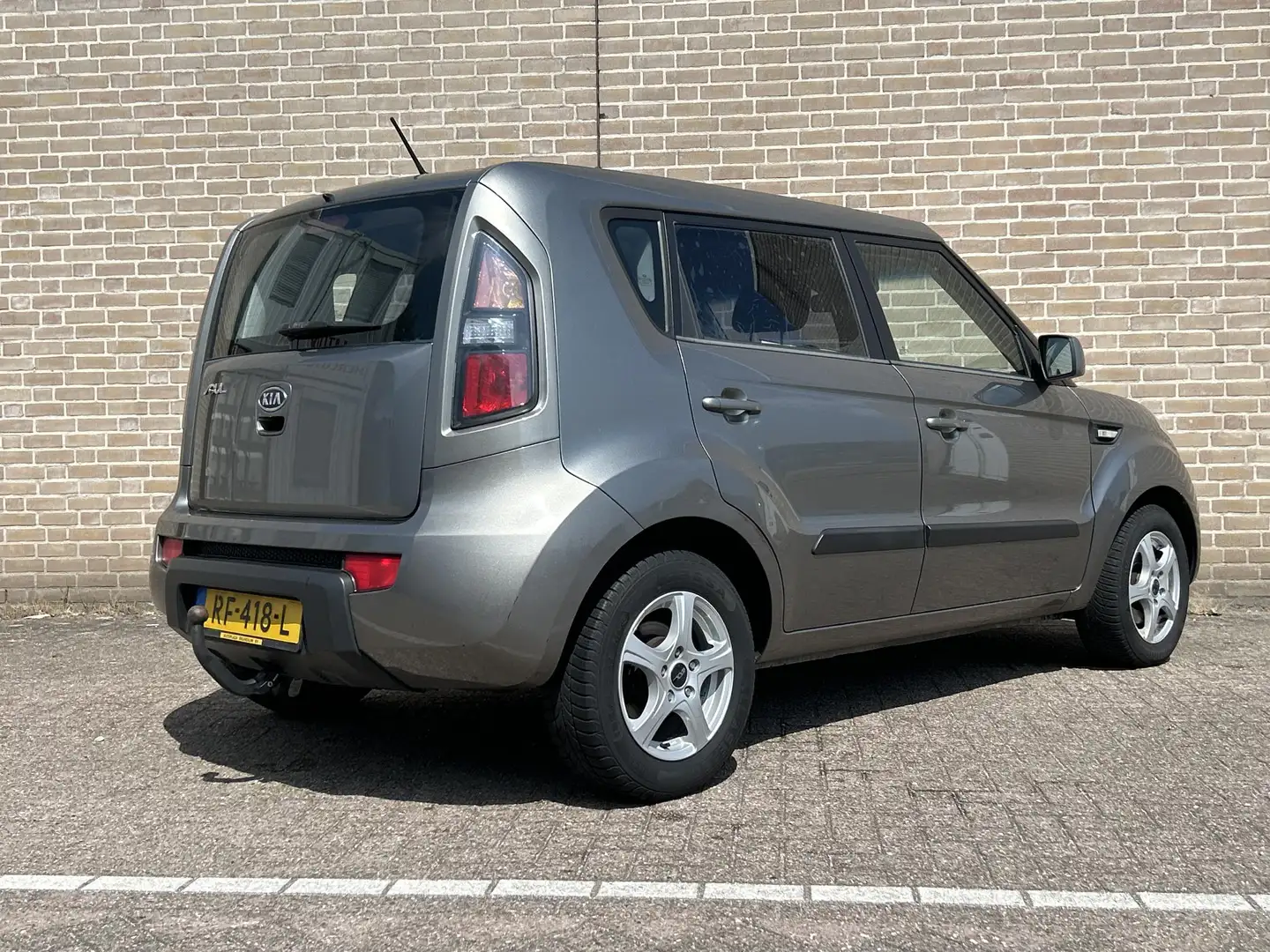 Kia Soul 1.6 X | Climate | Trekhaak | Gris - 2