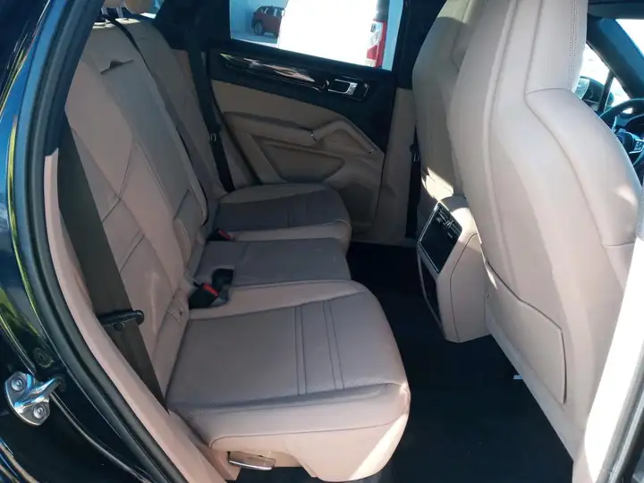 Porsche Cayenne Coupé E-Hybrid 3.0 2020, foto 8