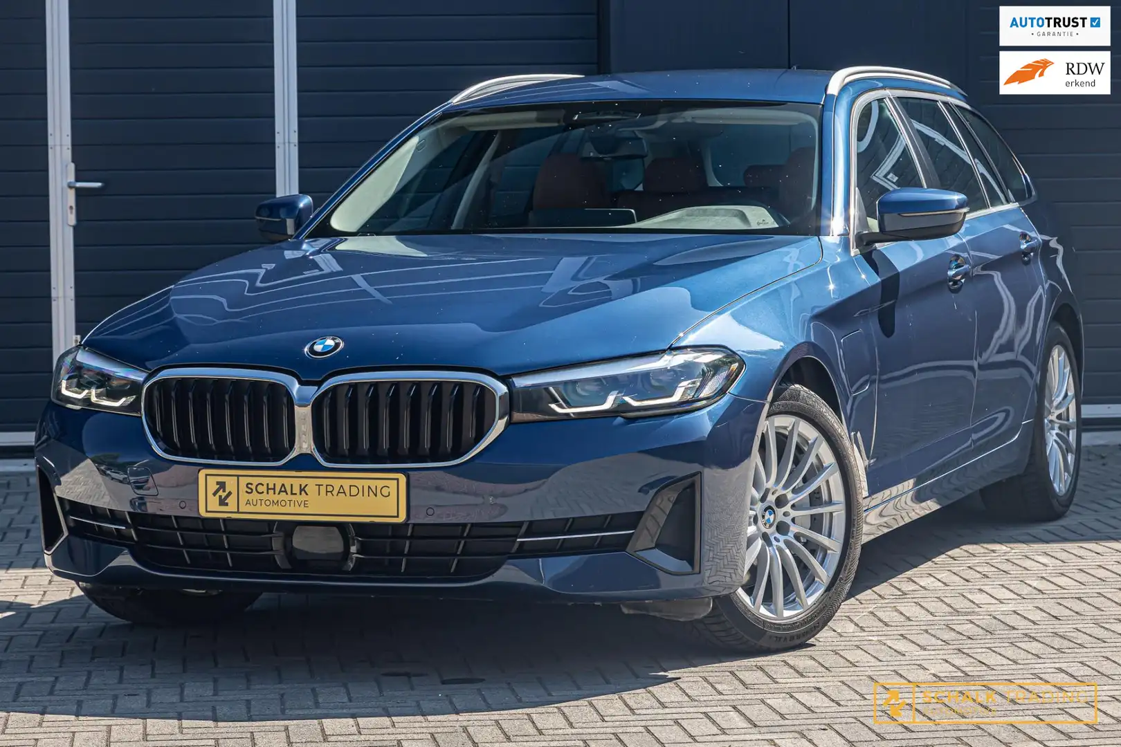 BMW 530 5-serie Touring 530e xDrive High Executive|Camera| Blauw - 1